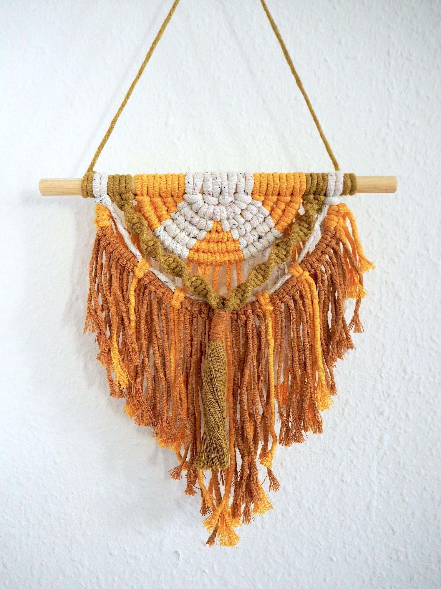 Wandbehang NATURE - braun/grün/gelb - Knotwork orange