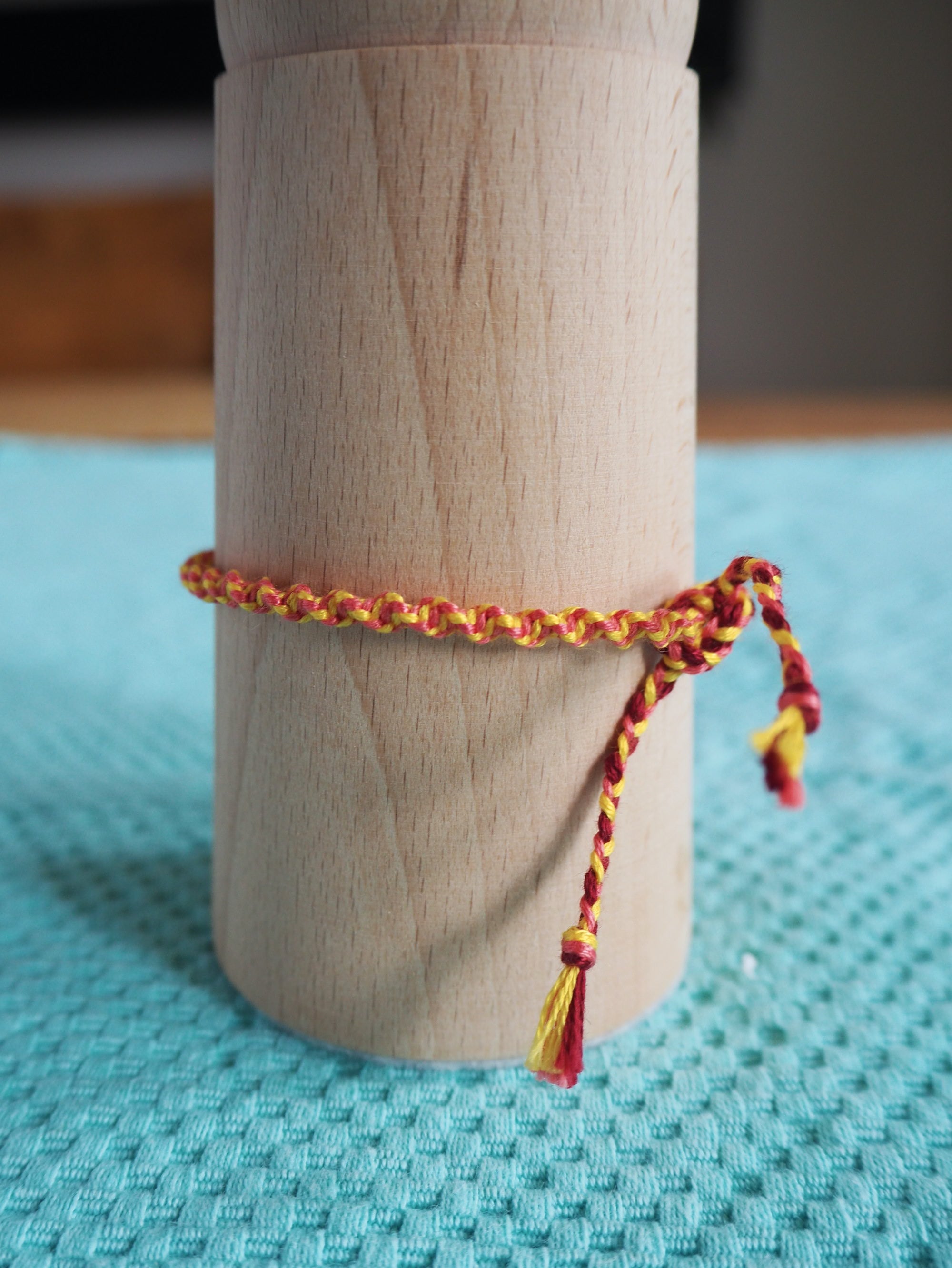 Cylinder deals friendship bracelet