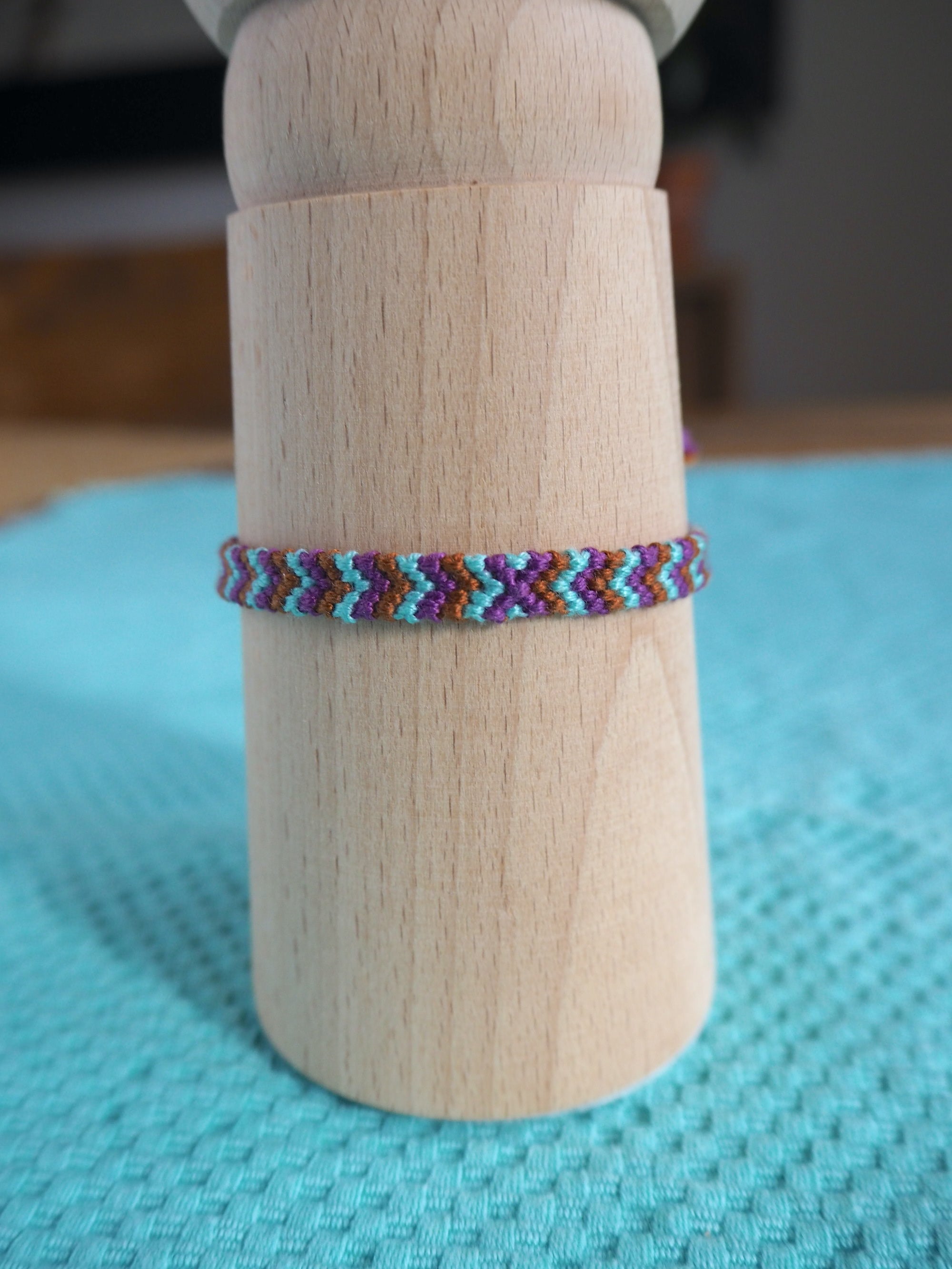 Cylinder deals friendship bracelet