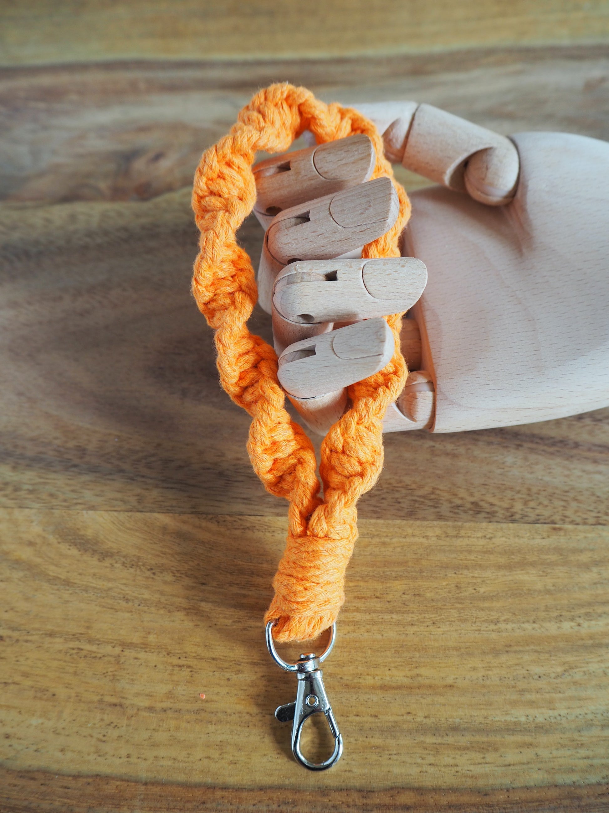 Schlüsselanhänger JANIS - verschiedene Farben - Knotwork orange